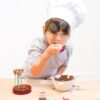 Hravá kuchařka s recepty Chef Chocolate Factory Smoby na výrobu čokoládových bonbonů s doplňky od 5 let - Image 2