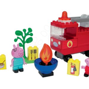 Stavebnice Peppa Pig Fire Engine PlayBIG Bloxx BIG Hasičské auto s 2 figurkami 40 dílů od 1