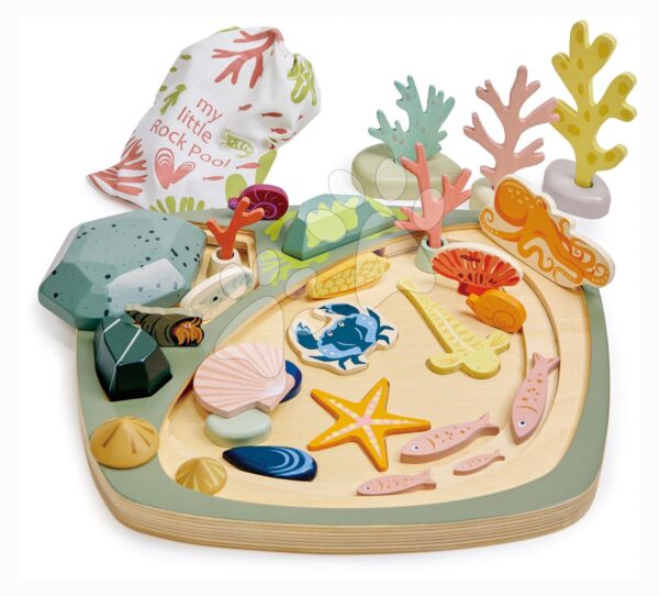 Dřevěná didaktická skládačka Mořský svět My Little Rock Pool Tender Leaf Toys 33 dílů v textilní tašce