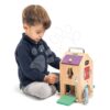 Dřevěný domeček se strašidly Monster Lock Box Tender Leaf Toys 8 dveří s 8 různými zámky a 2 strašidla - Image 3