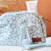 Kosmetická taštička Toiletry Pouch Beaba Cherry Blossom se zipem šedá se vzorem - Image 3