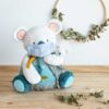 Plyšová koala s mláďátkem Yoca le Koala Pyjama Bag Doudou et Compagnie na uložení pyžama modrá 40 cm od 0 měsíců - Image 3