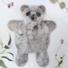Plyšový medvídek na loutkové divadlo Bear Puppet Sweety Mousse Histoire d’ Ours šedý 25 cm od 0 měsíců - Image 2