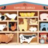Dřevěná domácí zvířata na poličce 39 ks Farmyard set Tender Leaf Toys