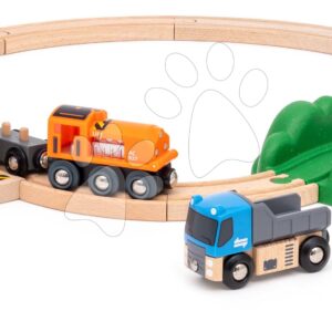 Dřevěná vláčkodráha s magnetickým jeřábem Startovací sada Starter Lift & Load Set BRIO 14 dílů s autíčkem a nákladním vlakem